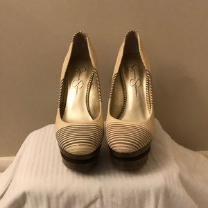 Jessica Simpson  stilettos